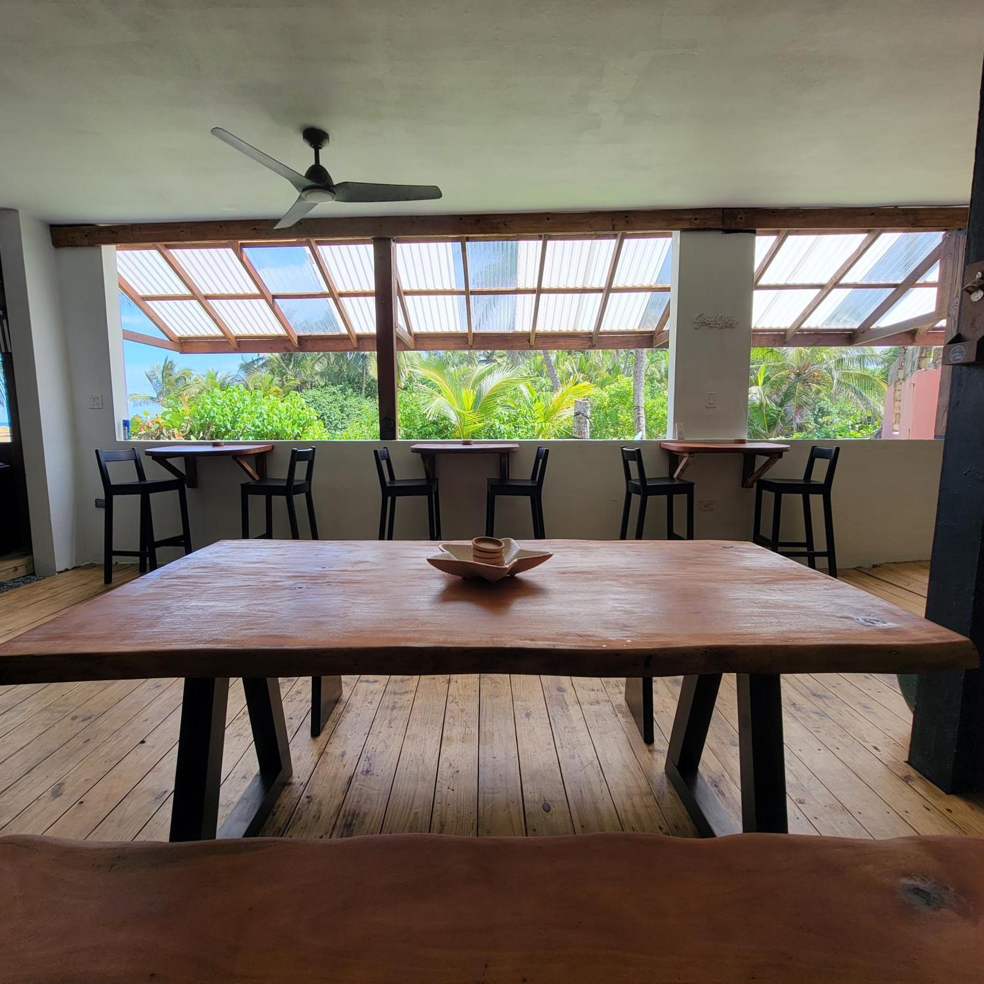 Casa Coral Hostel ลูควิโญ ภายนอก รูปภาพ